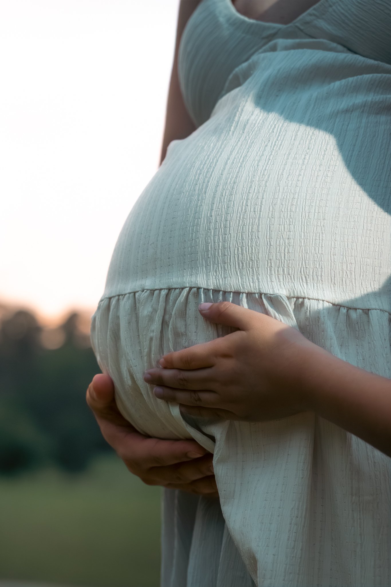 Maternity belly detail portrait